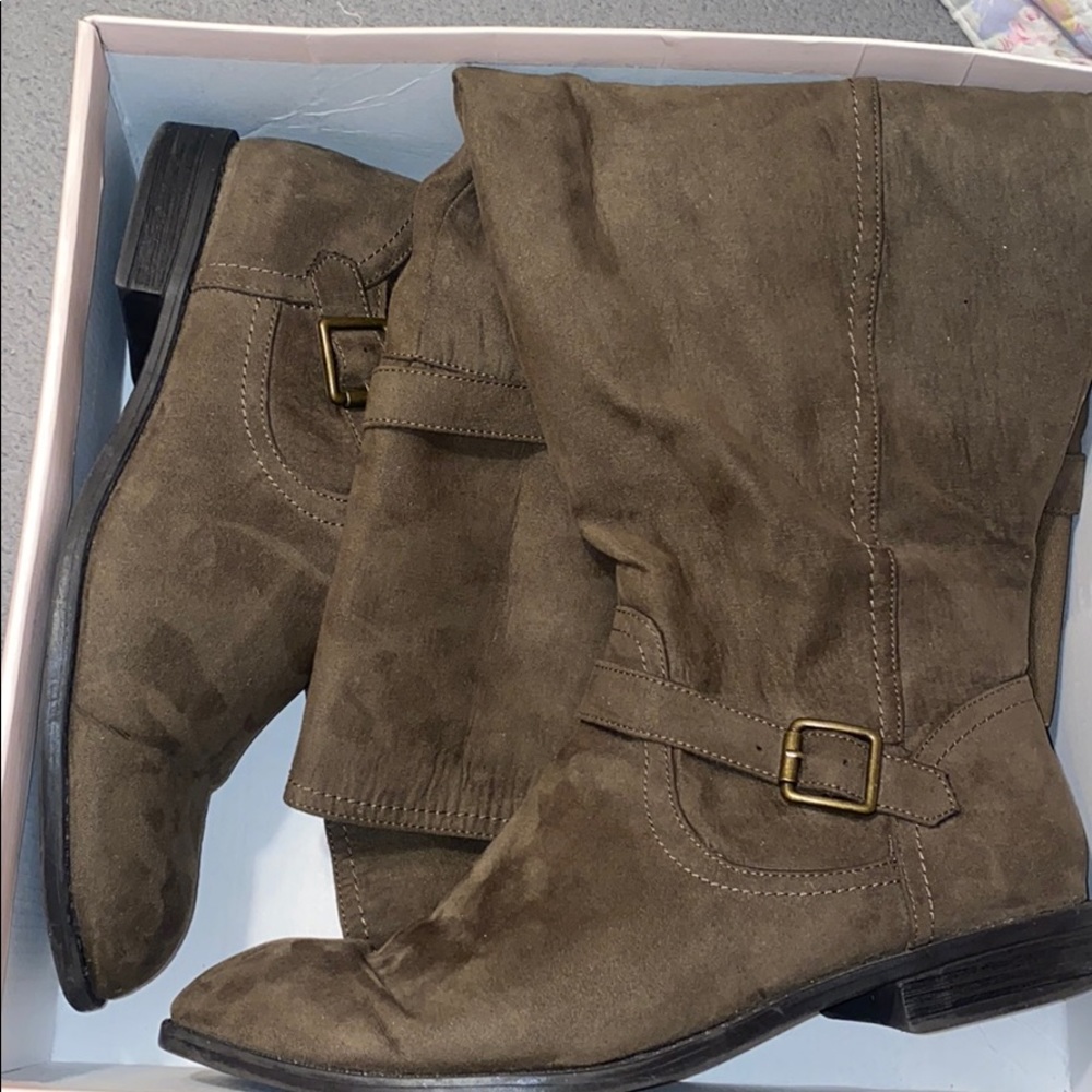 Flat olive green below the knee boots